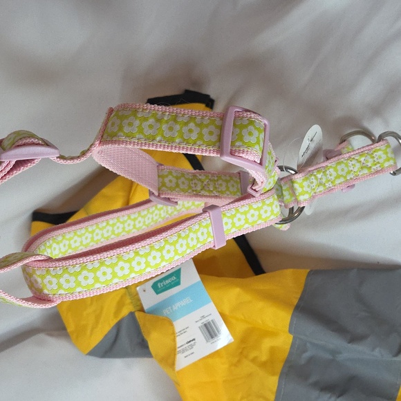 Dog Rain coat AND Top Paw Harness new with tags size Large MEASUREMENTS BELOW - Picture 6 of 17